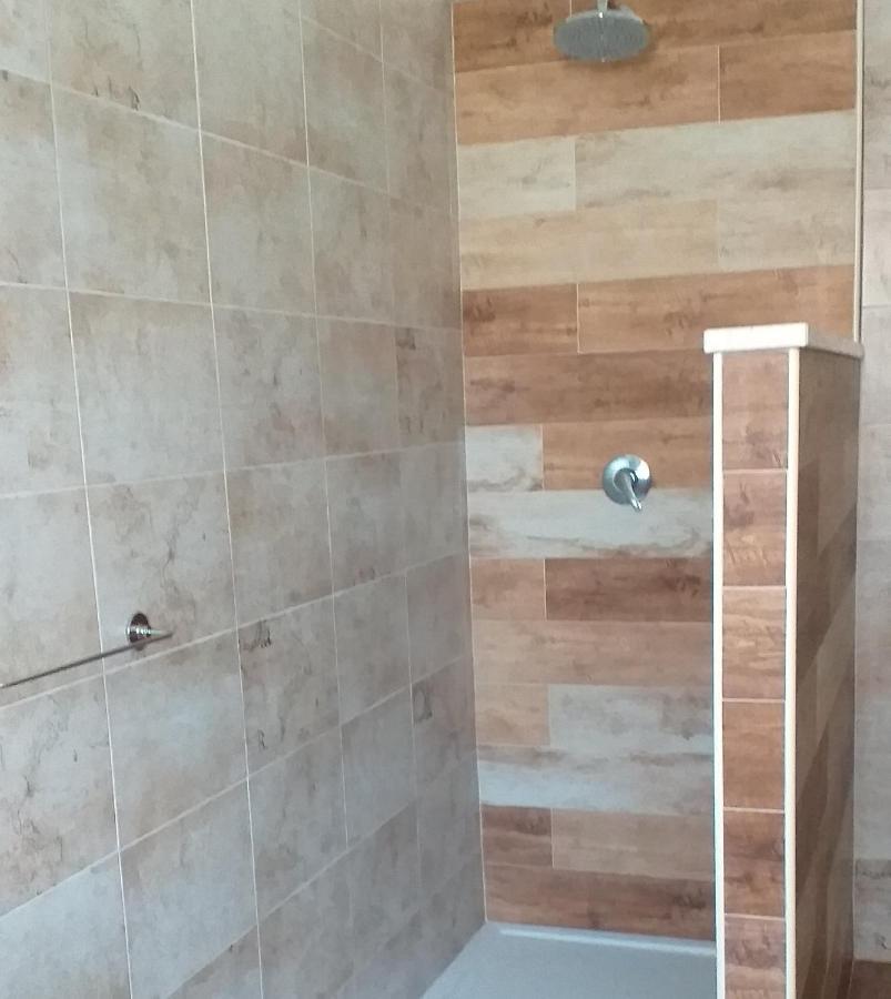 לינה וארוחת בוקר קאפוטרה Il Vecchio Ginepro מראה חיצוני תמונה