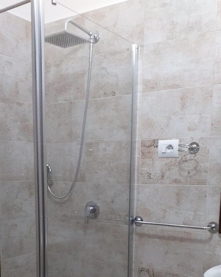 לינה וארוחת בוקר קאפוטרה Il Vecchio Ginepro מראה חיצוני תמונה